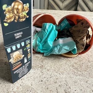 Mini verse happy hour